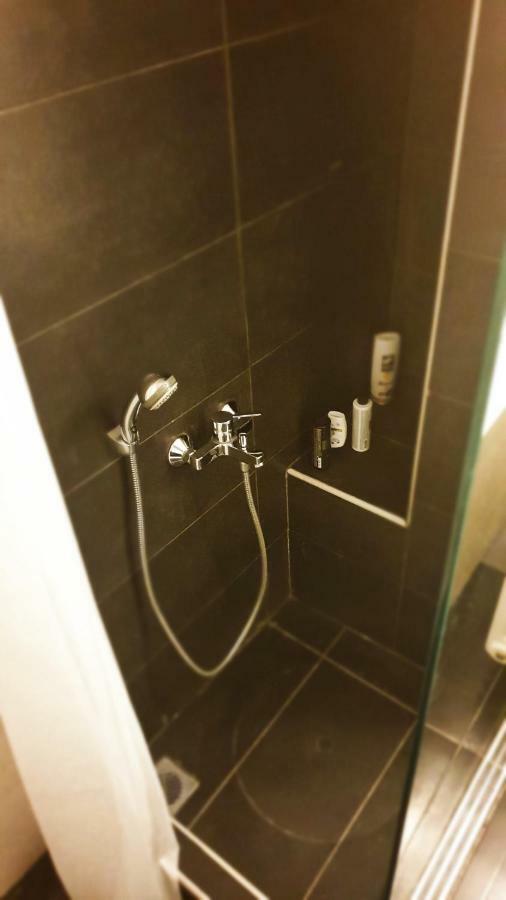 Alexandra'S Path Apartment เอเธนส์ ภายนอก รูปภาพ